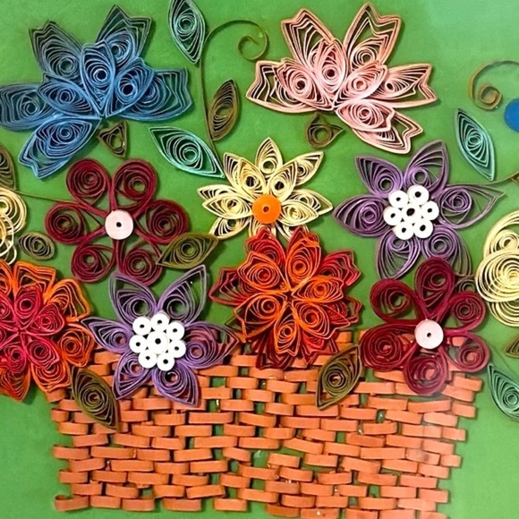 Vintage Framed Handmade Floral Rolled Quilling Paper Art 9” x 11” - Picture 4 of 4